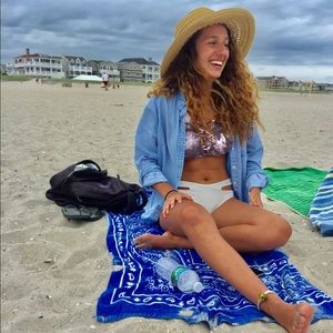 Meet your Posher, Madeleine